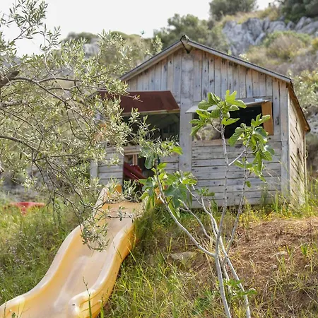 ヴィラ Oliva Emerald Eco - Secluded Off-grid Vineyard