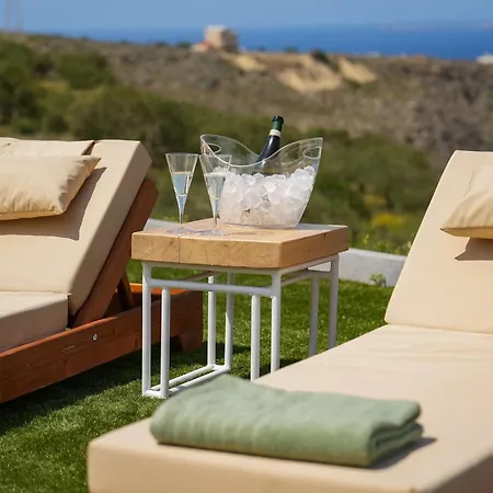 Oliva Emerald Eco - Secluded Off-grid Vineyard ヴィラ