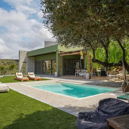 Oliva Emerald Eco - Secluded Off-grid Vineyard