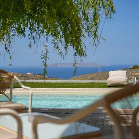 Oliva Emerald Eco - Secluded Off-grid Vineyard *