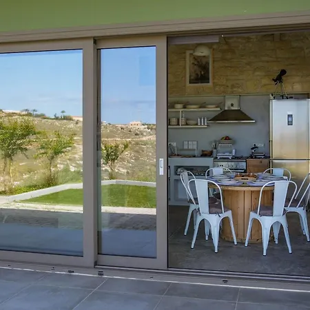 Oliva Emerald Eco - Secluded Off-grid Vineyard * Kato Vathia