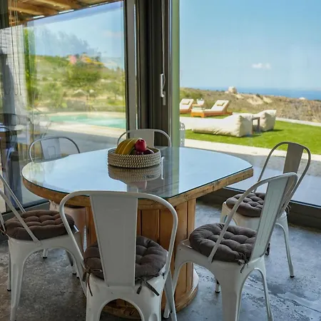 ヴィラ Oliva Emerald Eco - Secluded Off-grid Vineyard